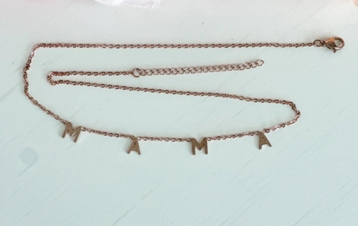 MaMa Necklace