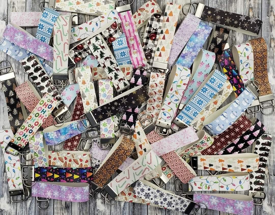 Christmas key fob keychains